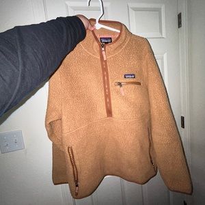 PATAGONIA Sherpa quarter zip with side pockets